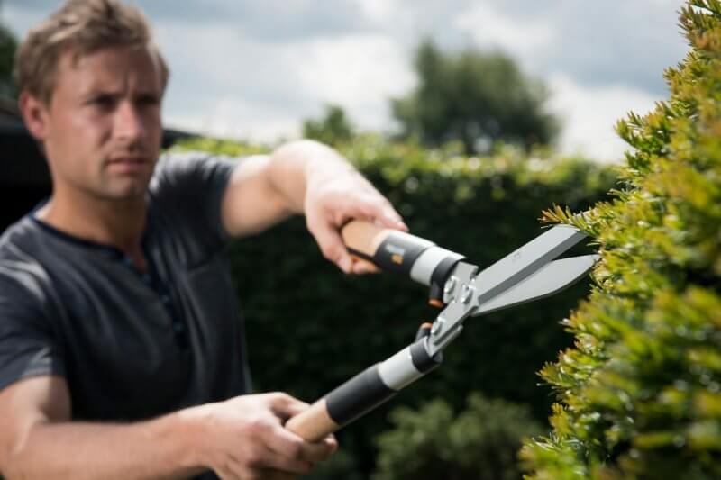 Ножницы для обрезки кустов Фискарс