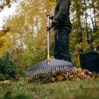 Граблі віялові Fiskars Ergonomic (1076976) - фото 3