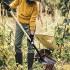 Лопата совковая с деревянной ручкой (L-образная рукоятка) Fiskars Solid™ (1066724) - фото 6