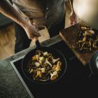 Сковорода Fiskars Norden 28 см 1026571 - фото 4