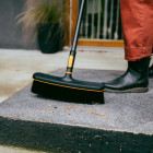 Насадка-мітла для терас Fiskars OneClick™ (1080700) - фото 2